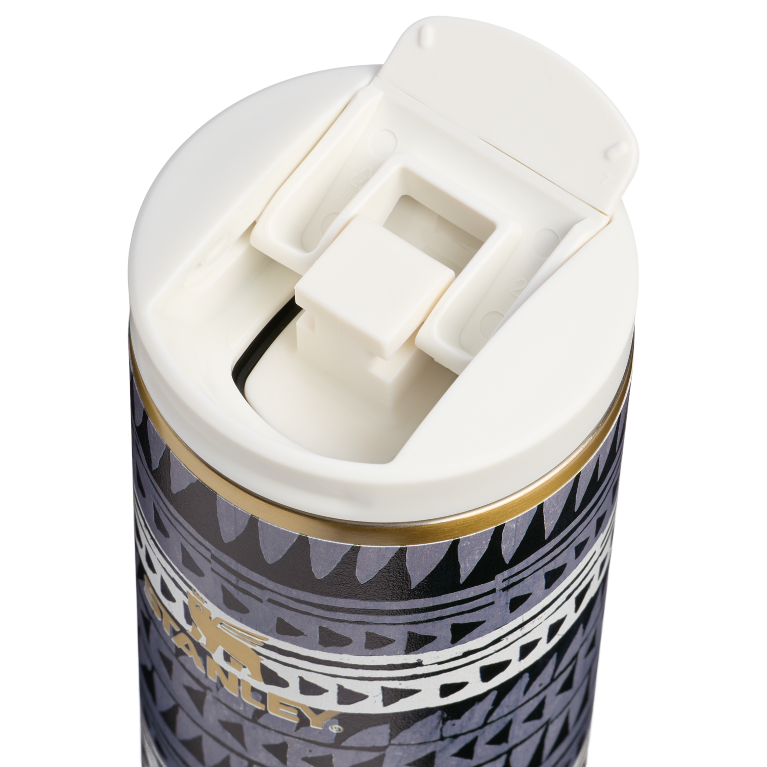 The Stanley 1913 x Nest AeroLight™ Transit Flip Top Mug D267T